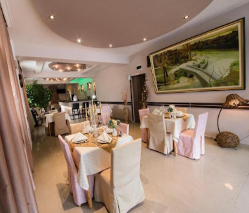 Hotel Garni Ideal Podgorica Eksteriør bilde