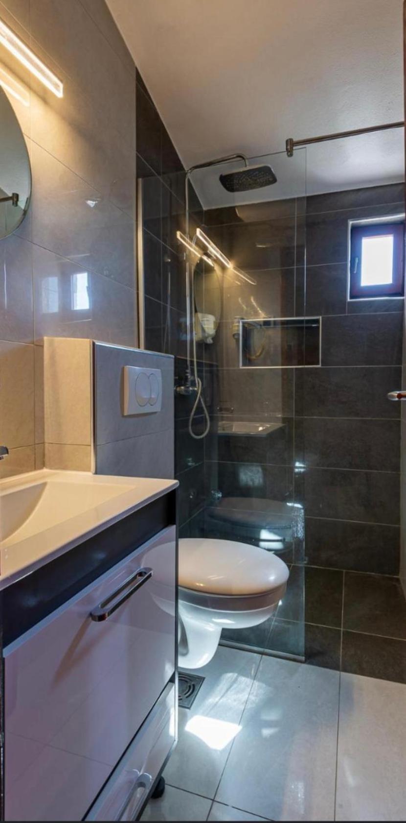 Hotel Garni Ideal Podgorica Eksteriør bilde
