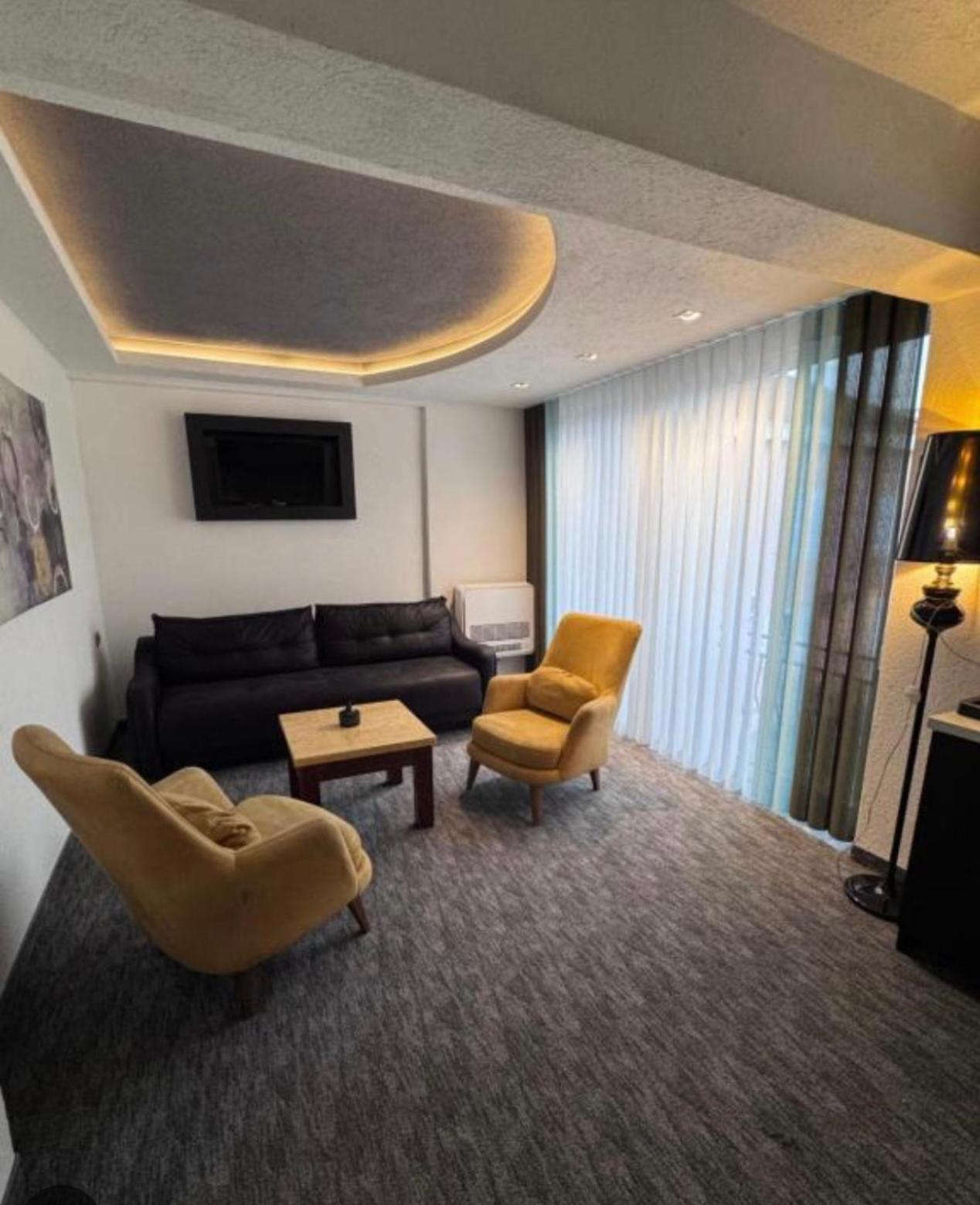 Hotel Garni Ideal Podgorica Eksteriør bilde